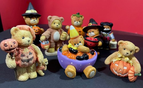 Eight adorable halloween - eight,